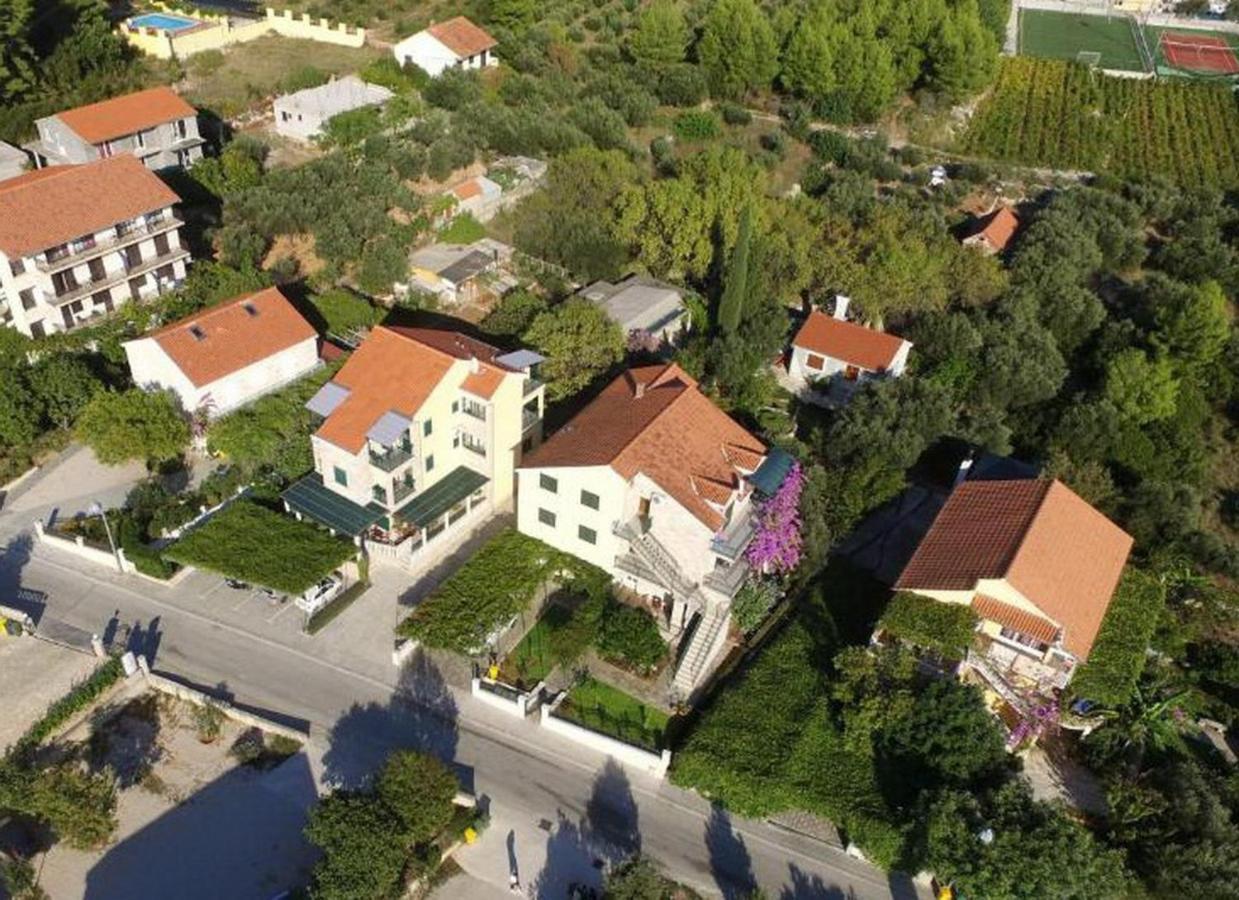 Apartments Maestral Оребич Екстер'єр фото